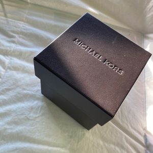 MK Watch Box 📦